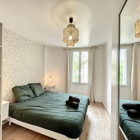 Апартаменты • Cosyhouse By Janna • Terrasse - Wifi Шательро